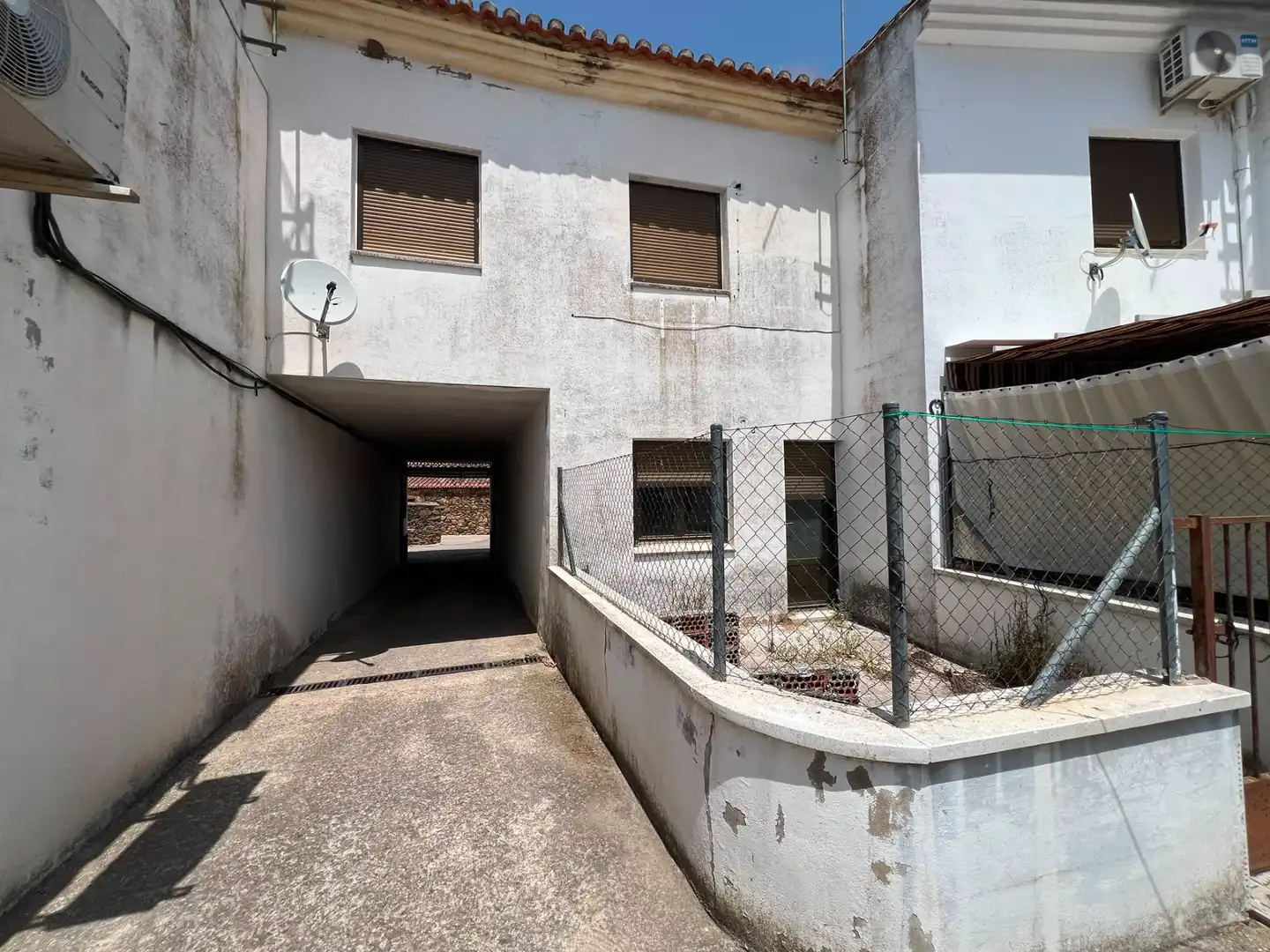 Vista exterior de Pis en venda en Salvatierra de Santiago, Cáceres