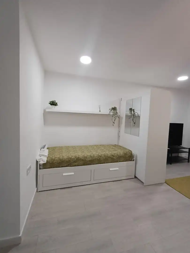 Habitación de Estudio de alquiler en Murcia con Aire acondicionado, Calefacción y Amueblado