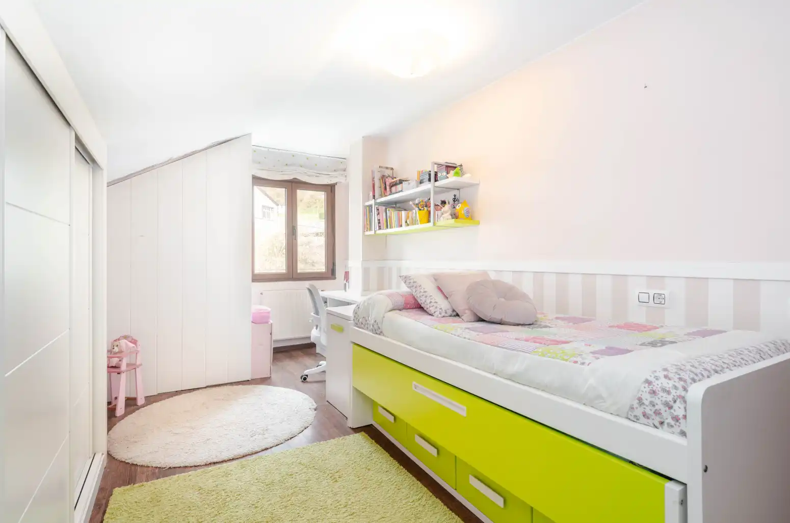 Bedroom of Flat for sale in Tineo  with Heating, Parquet flooring and Furnished