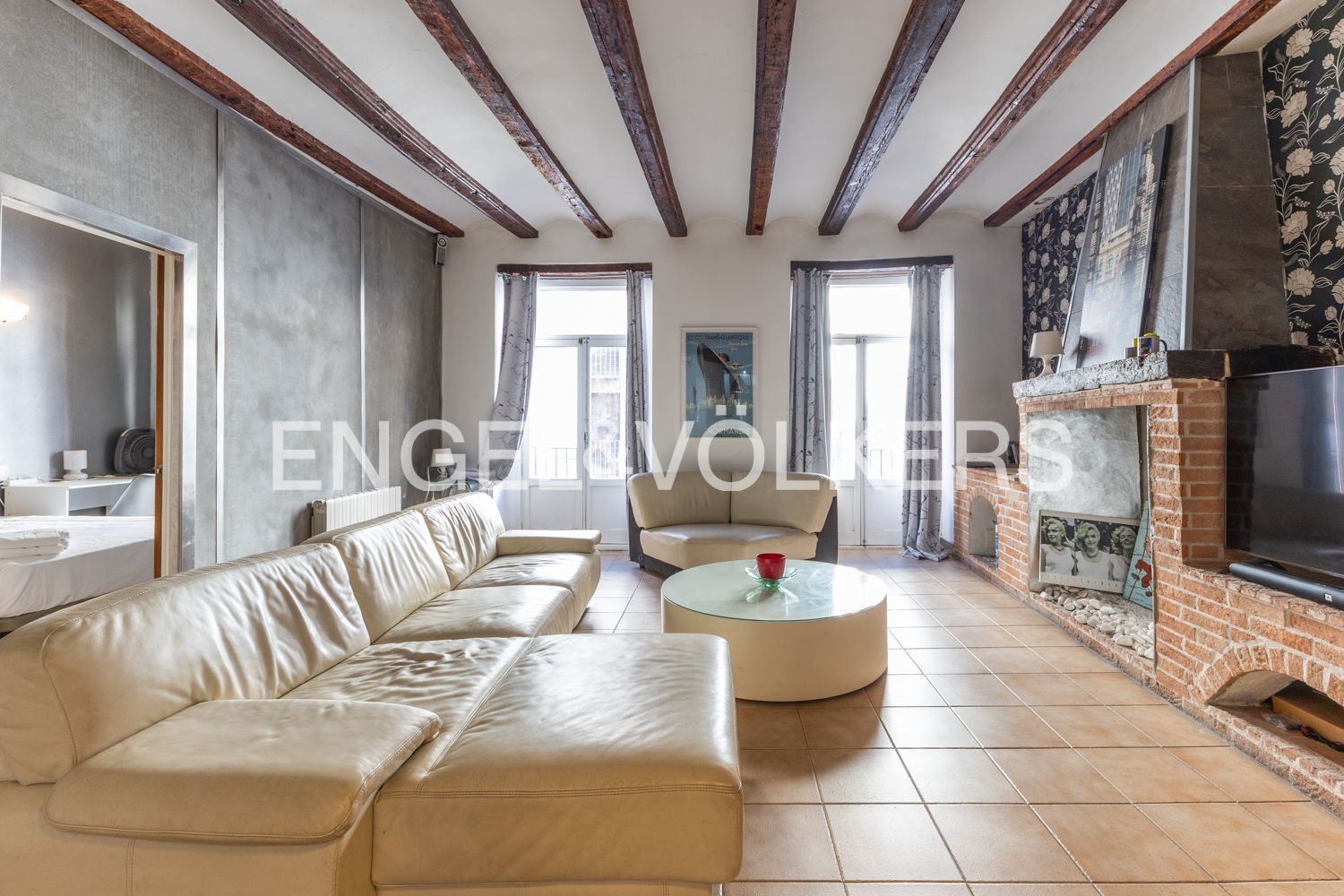 Sala d'estar de Apartament en venda en  Valencia Capital amb Aire condicionat, Calefacció i Moblat