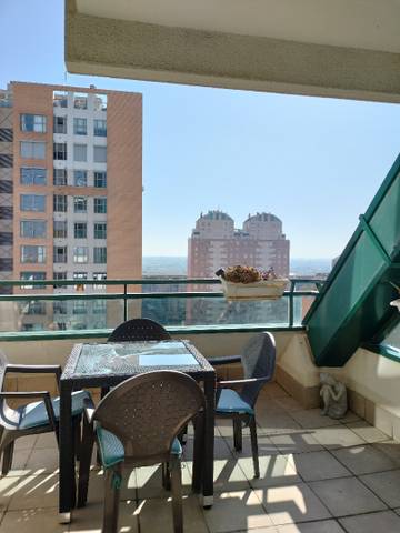 Piso en Alquiler en Plaça de les Bandes de Música de la Comunitat Vale en Ciutat de les Ciències i de les Arts - Justicia