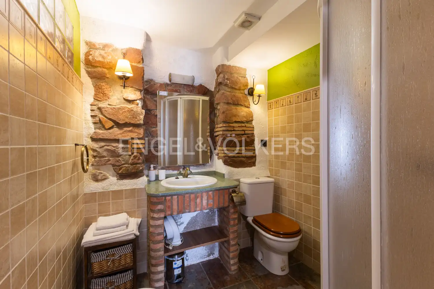 Baño de Finca rústica en venta en Vilafamés con Aire acondicionado, Calefacción y Trastero