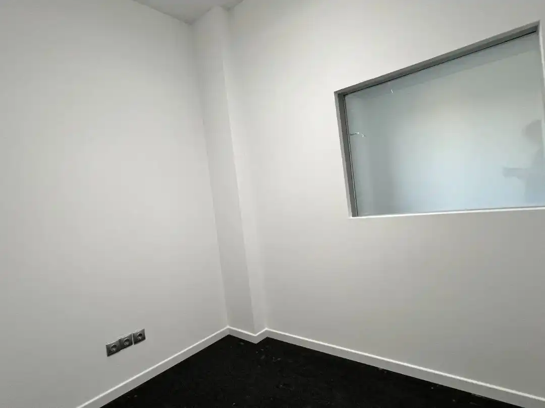 Büro zum Verkauf in Aranjuez mit Klimaanlage, Heizung und Terrasse