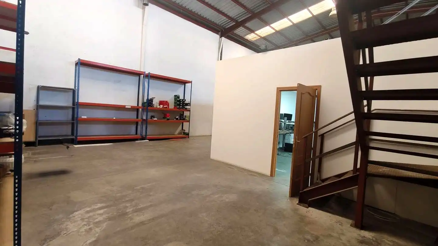 Nave industrial de alquiler en Torrejón de Ardoz