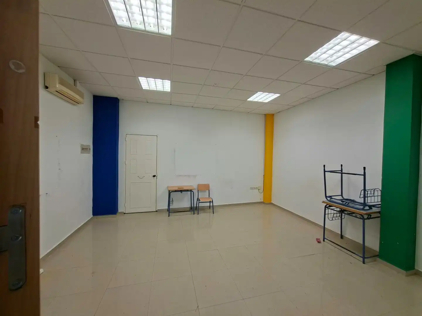 Locale commerciale in affitto a Calle Pedro Cano Amores, imagen 3