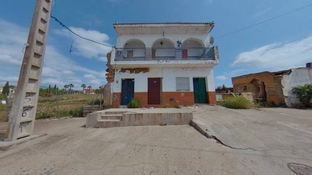 Casa-chalet en Venta en Calle Estación en Aznalcóllar