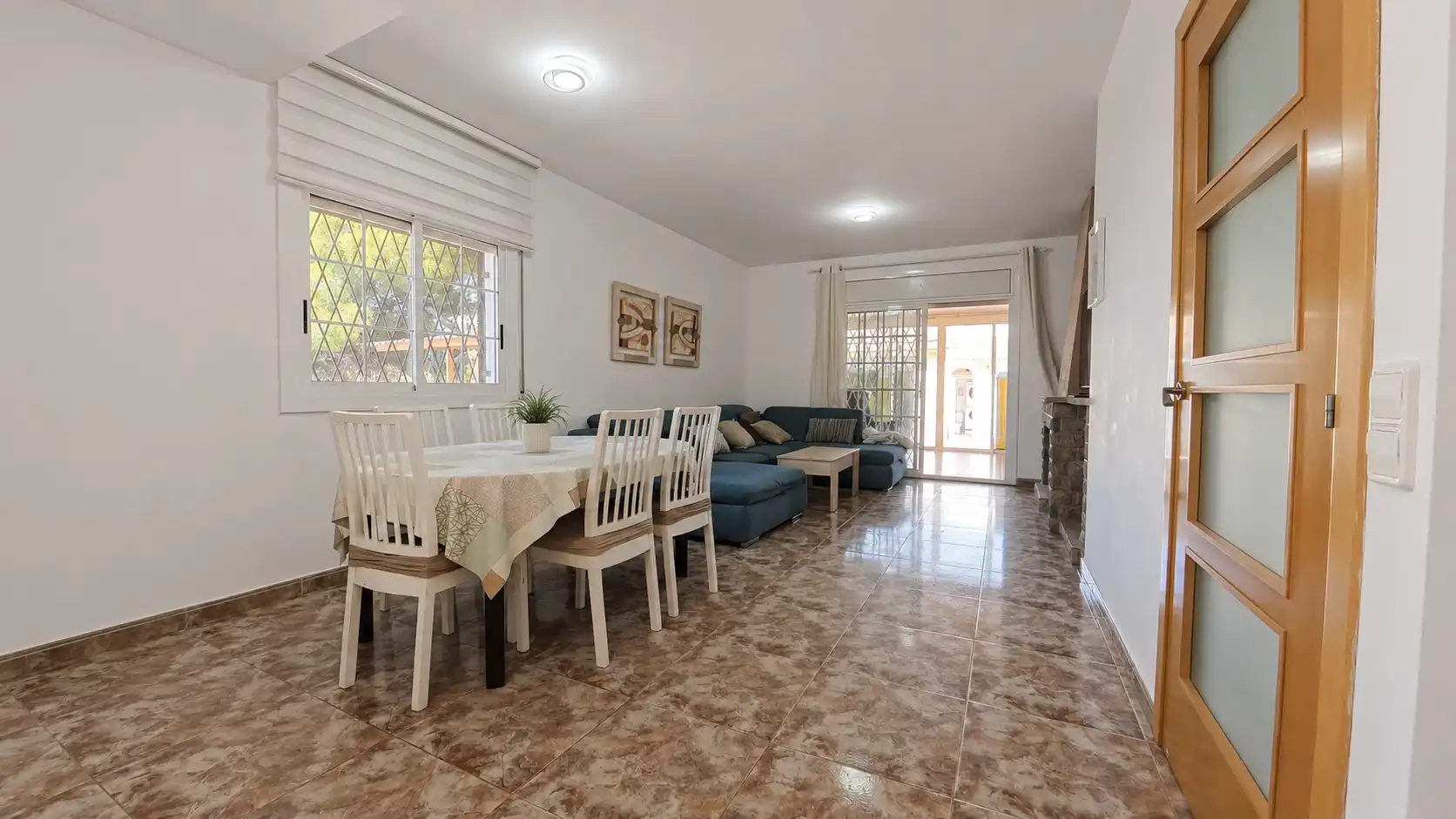 Comedor de Casa o chalet en venta en Cunit con Aire acondicionado, Calefacción y Jardín privado