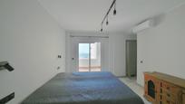 Dormitori de Apartament en venda en Mijas amb Aire condicionat, Terrassa i Piscina