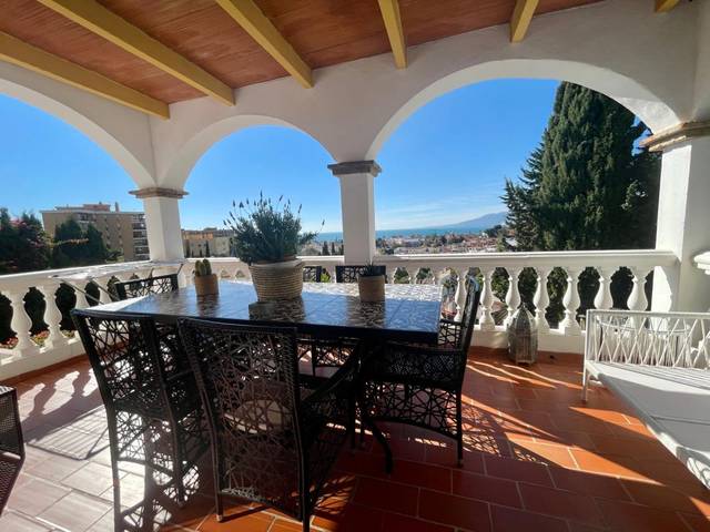 Casa-chalet en Venta en C. Camelias en Pinares de San Antón