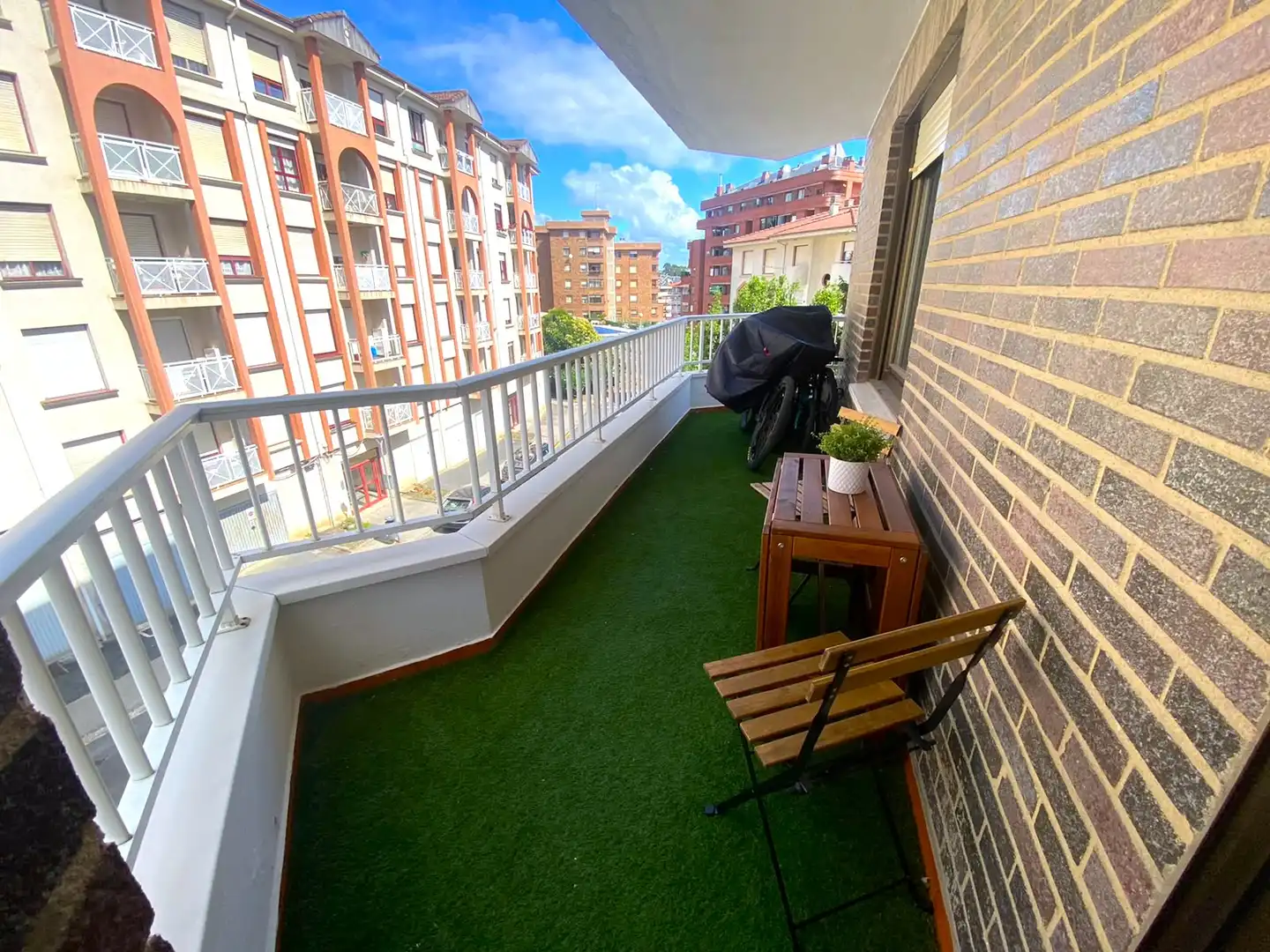 Balcony of Flat for sale in Castro-Urdiales  with Heating, Private garden and Parquet flooring