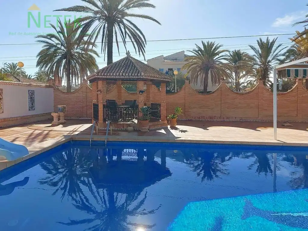 Casa amb piscina en venda a Calle Quilla La-Cabo Roig 22, imagen 7