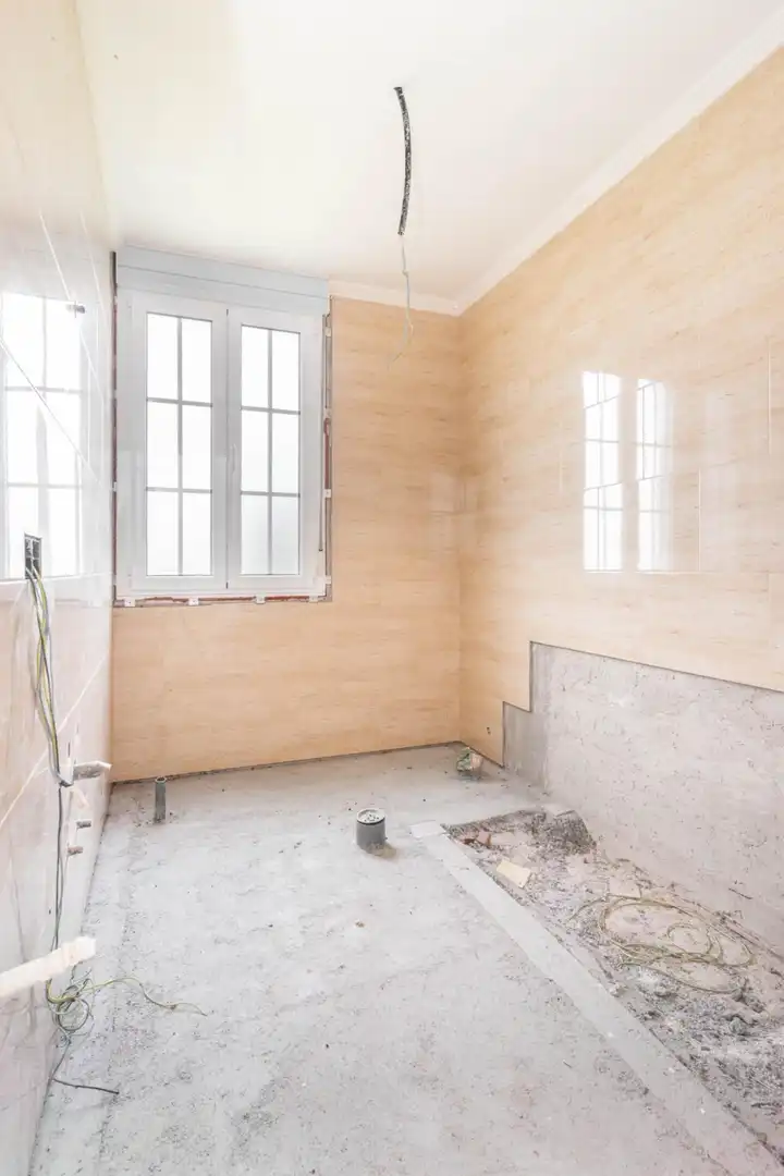 Bany de Casa o xalet en venda en Oviedo  amb Jardí privat, Terrassa i Balcó