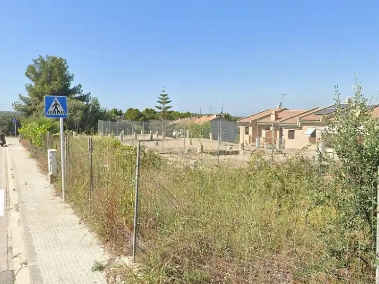 Residential land for sale in Carrer Montsià 17, imagen 8