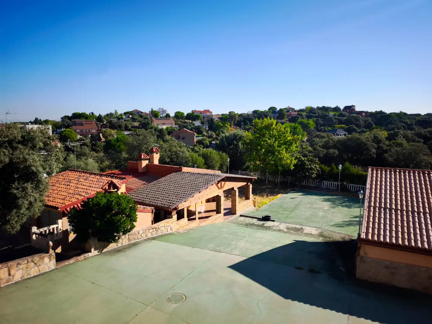 Exterior view of Houses for sale in Arroyomolinos (Madrid)  with Air Conditioner, Heating and Private garden