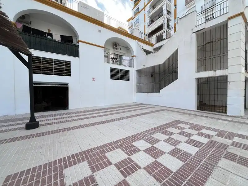 Local comercial en venda a Estepona Pueblo, imagen 4