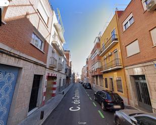 Vista exterior de Pis en venda en  Madrid Capital amb Terrassa i Balcó