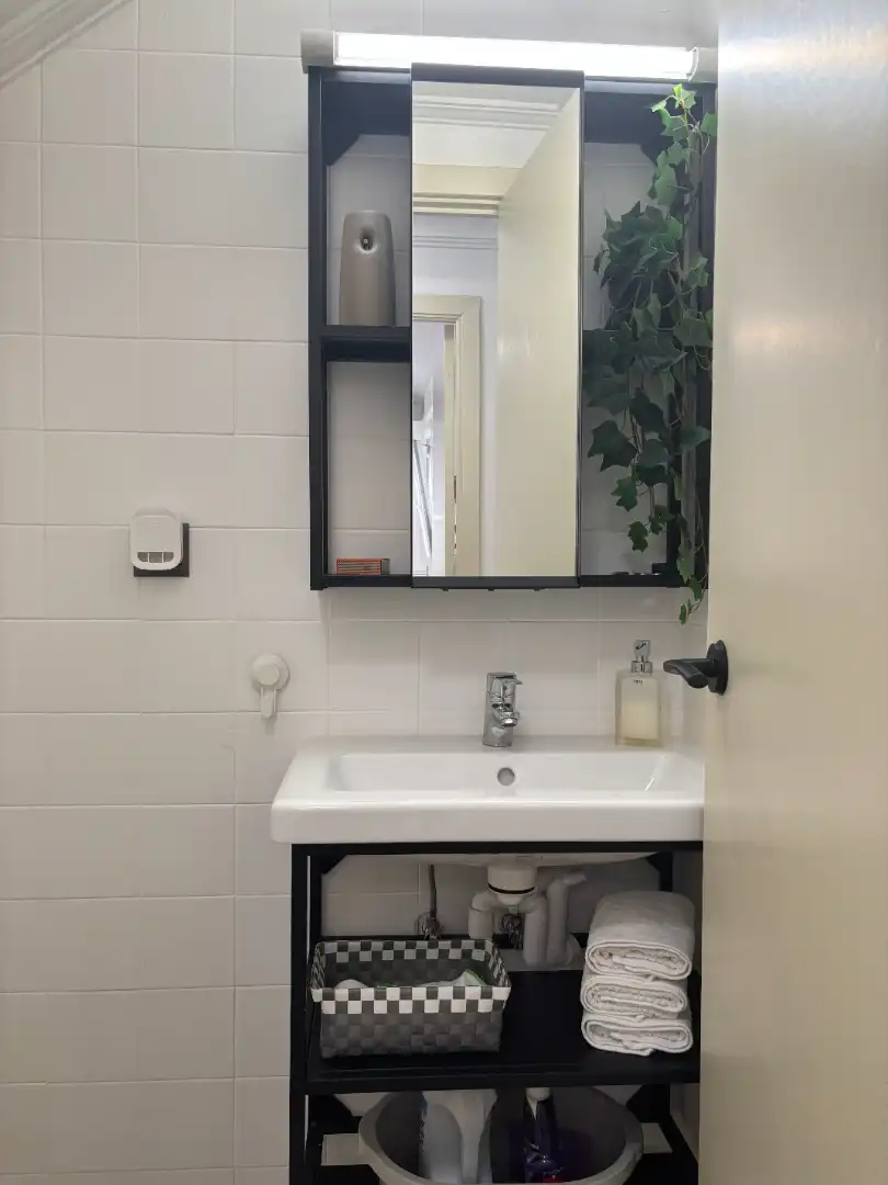 Baño de Casa adosada en venta en Mairena del Aljarafe con Jardín privado, Parquet y Terraza