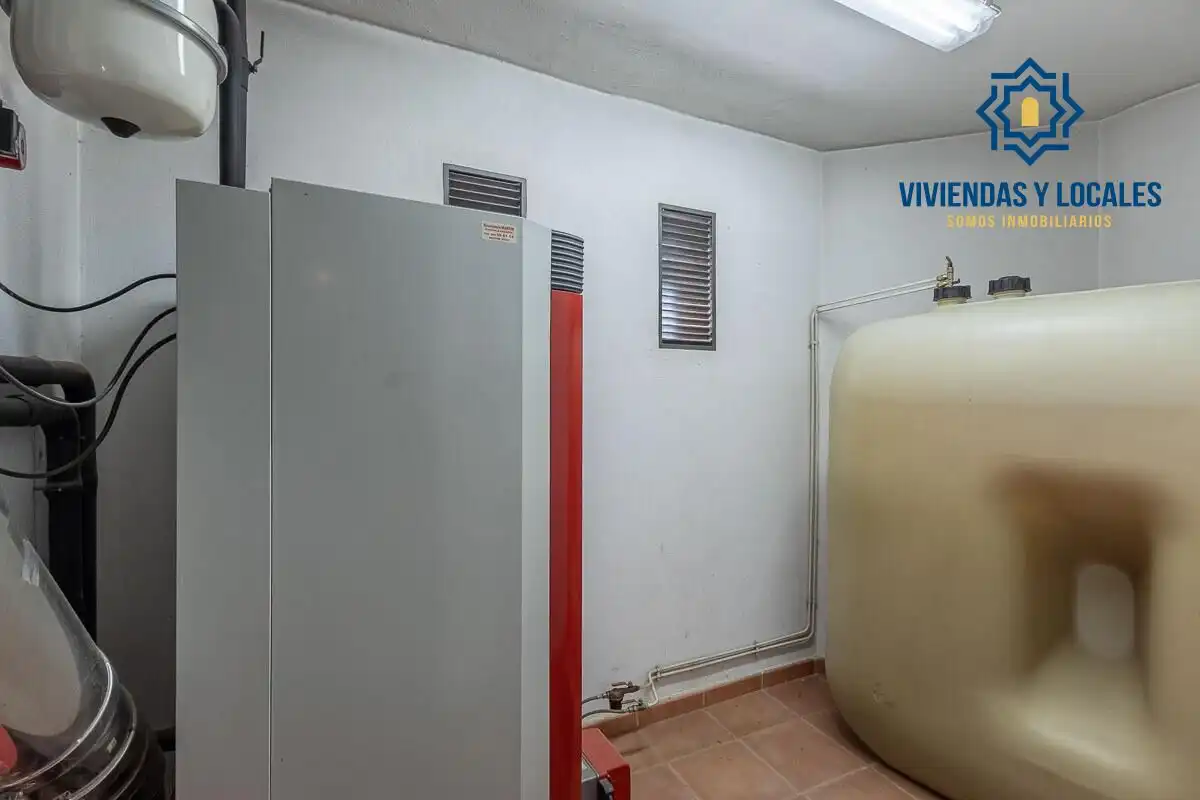 Casa con giardino in vendita a Calle MARIANA PINEDA, imagen 48