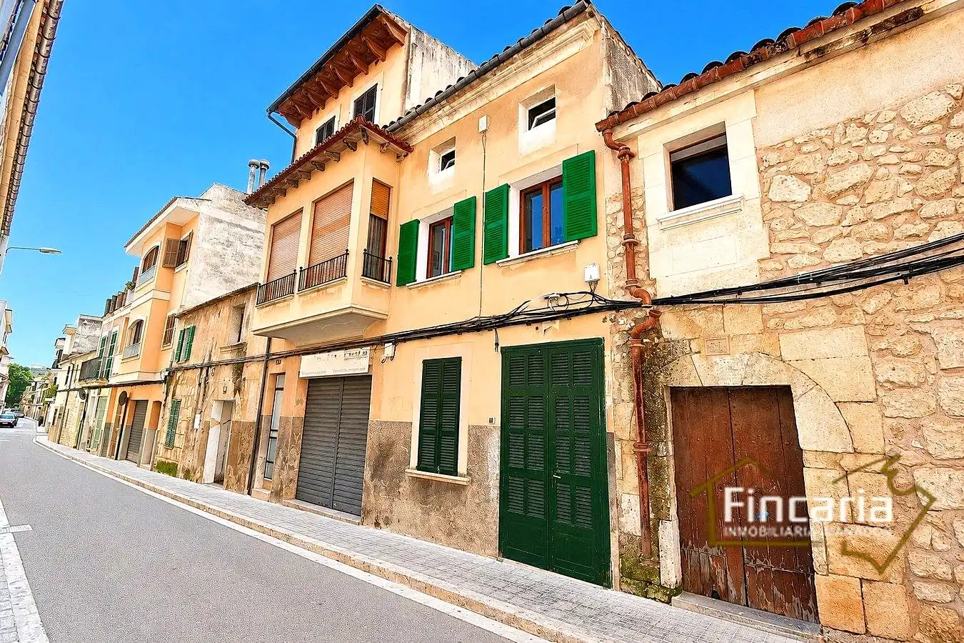 Reihenhaus zur Miete in calle de la Pau