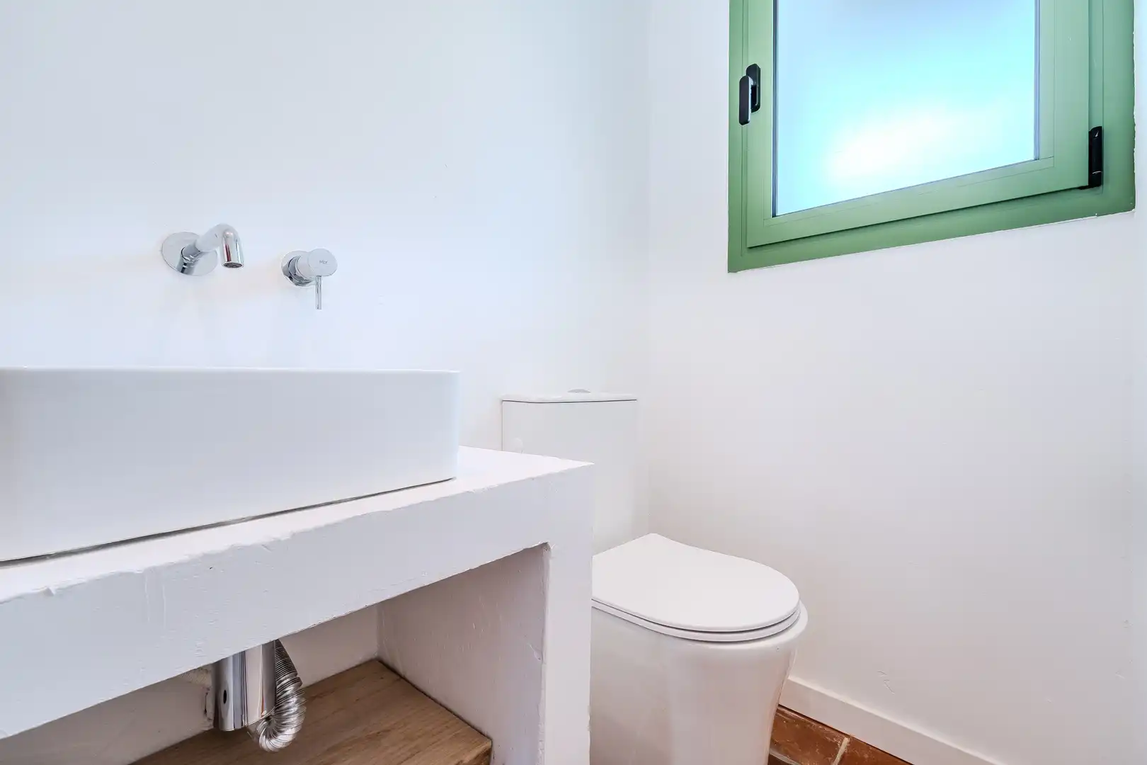 Bathroom of Houses for sale in L'Ametlla de Mar   with Air Conditioner, Heating and Private garden