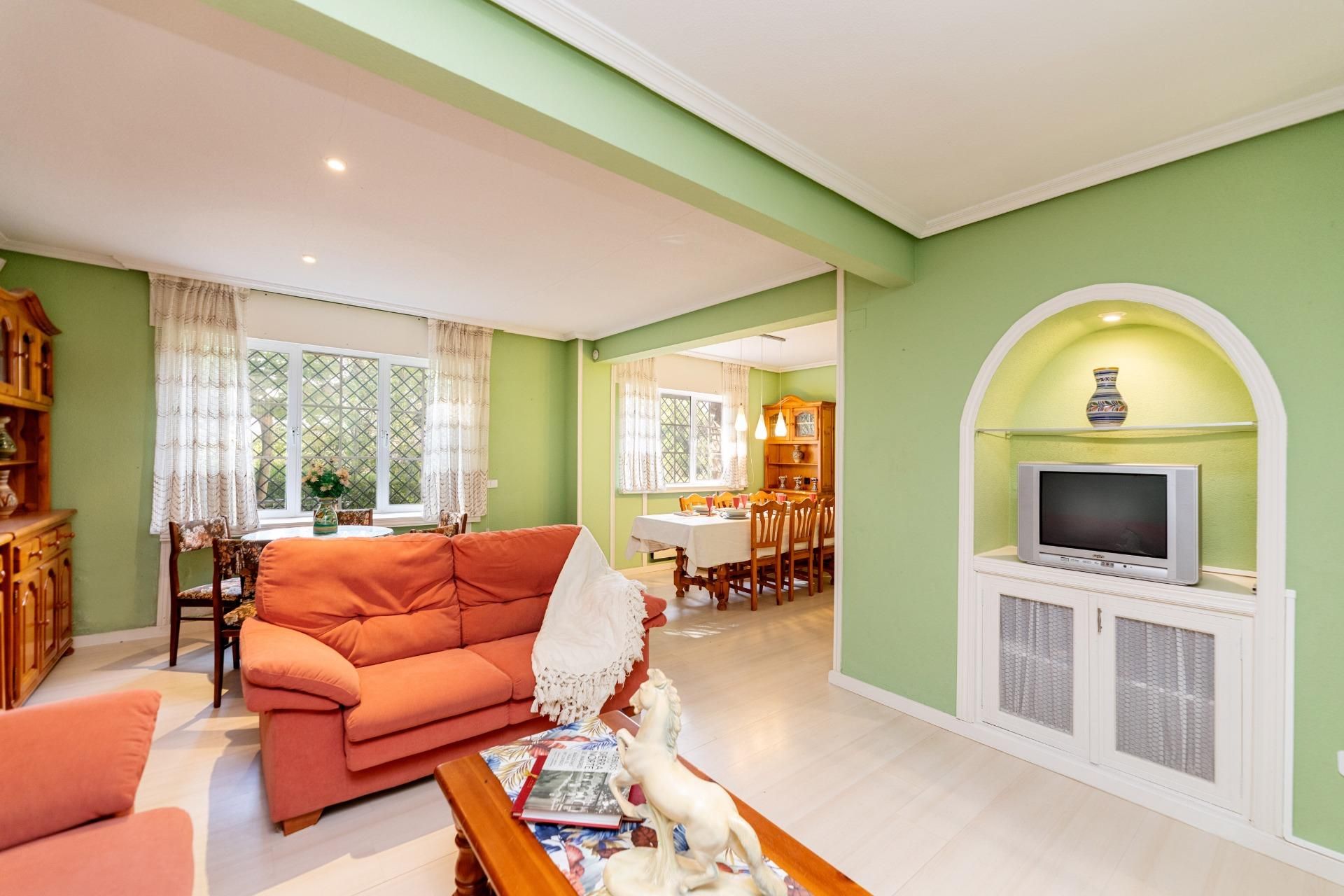 Living room of House or chalet for sale in Navalafuente  with Heating, Private garden and Terrace