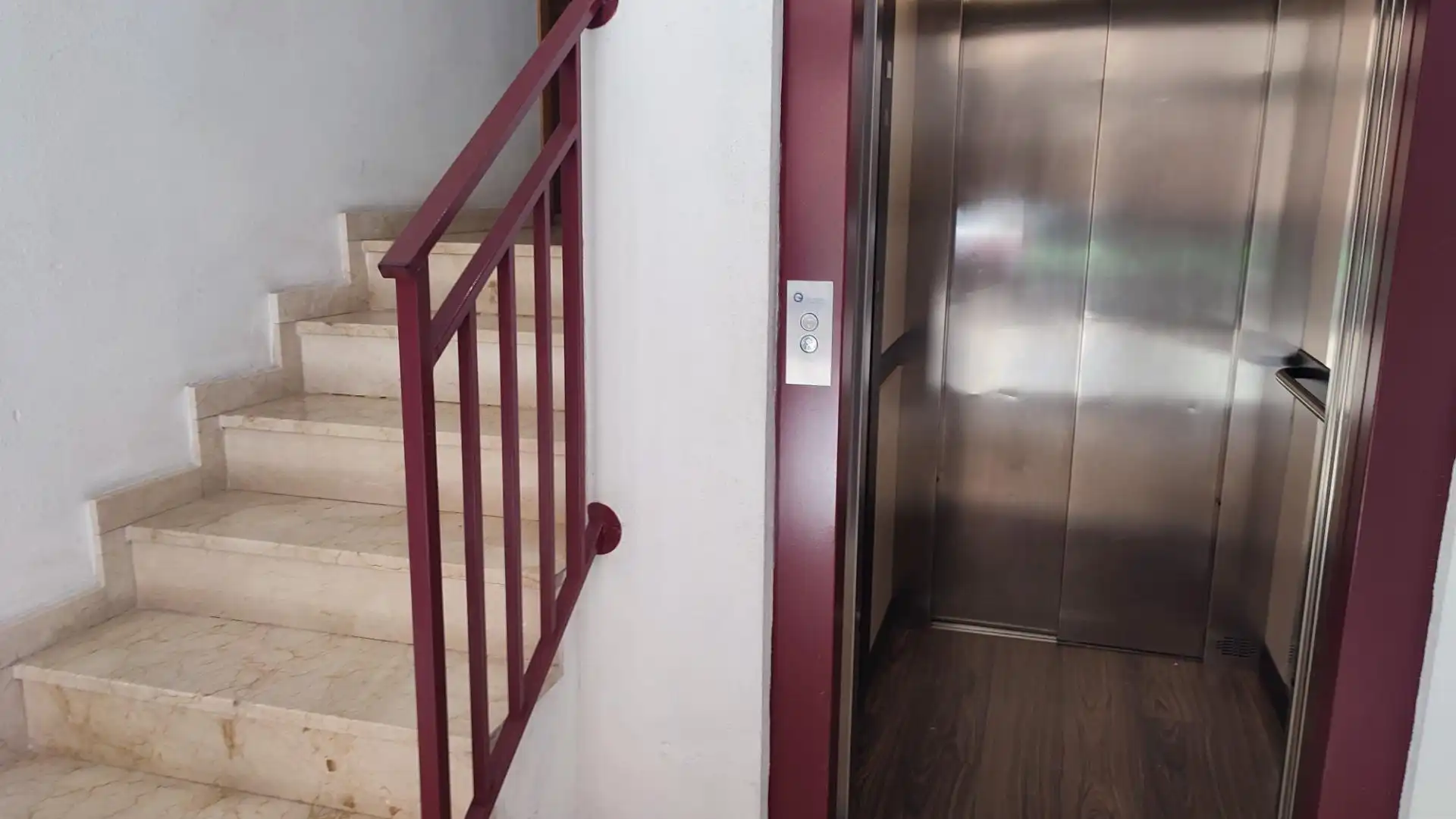 Flat for sale in Zaragoza  with Heating