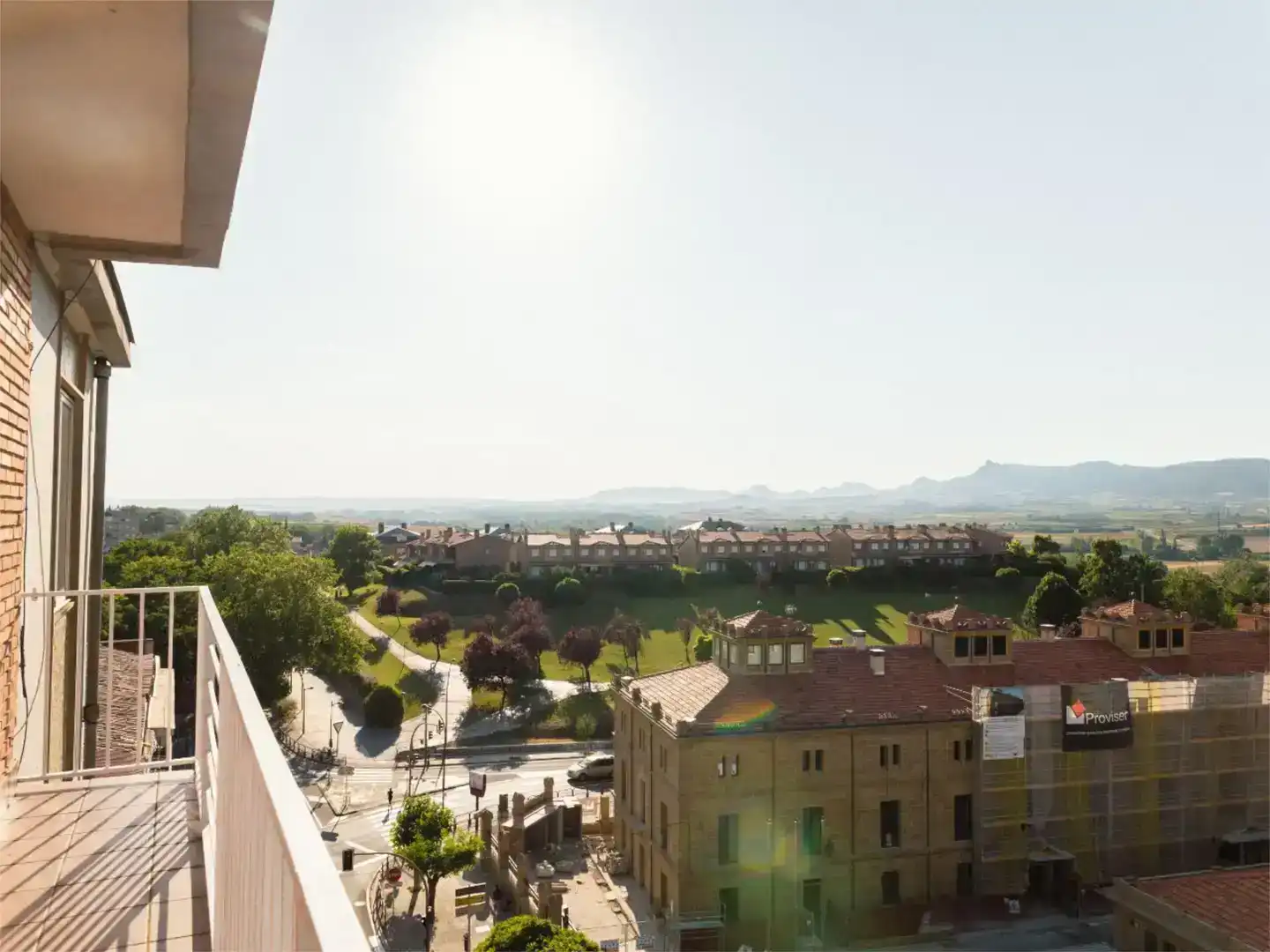 Außenansicht von Wohnung zur Miete in Haro mit Balkon