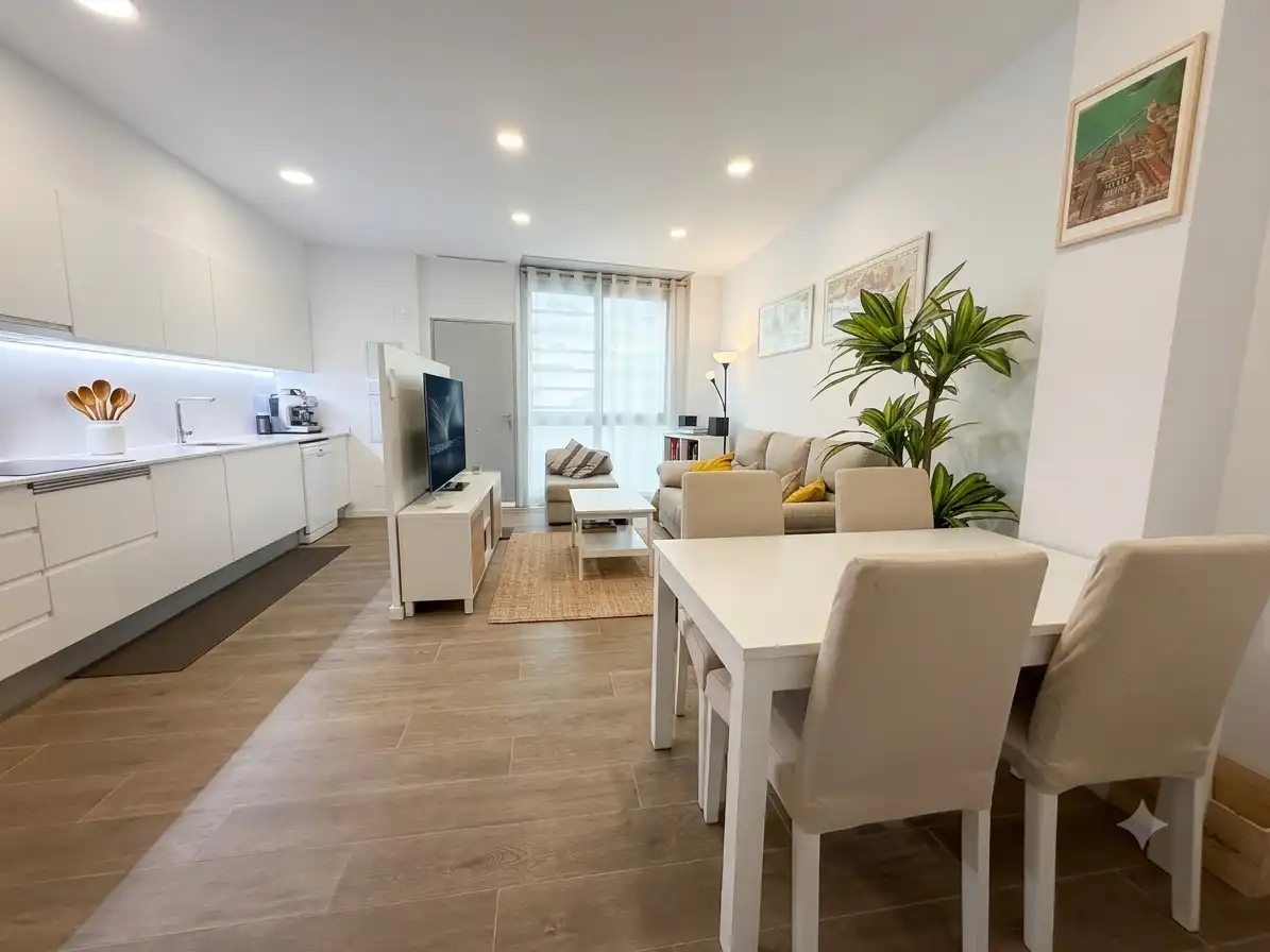 Sala de estar de Apartamento de alquiler en Badalona con Calefacción, Amueblado y Horno