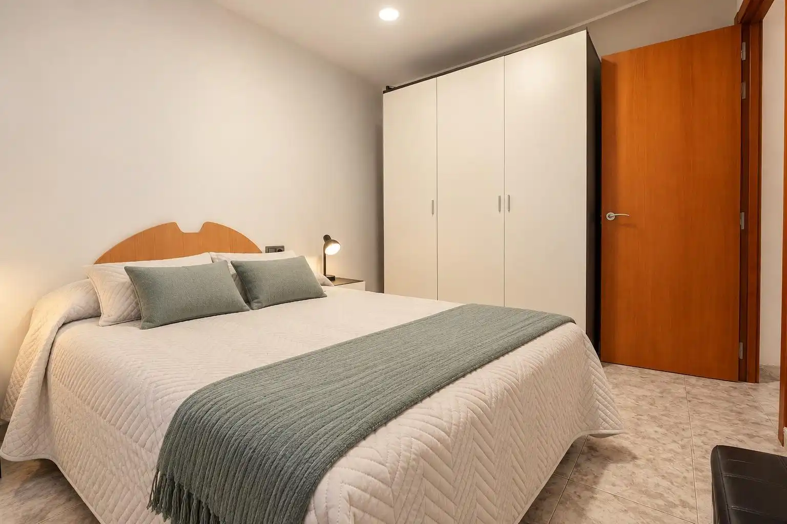 Habitación de Casa adosada en venta en Centre
