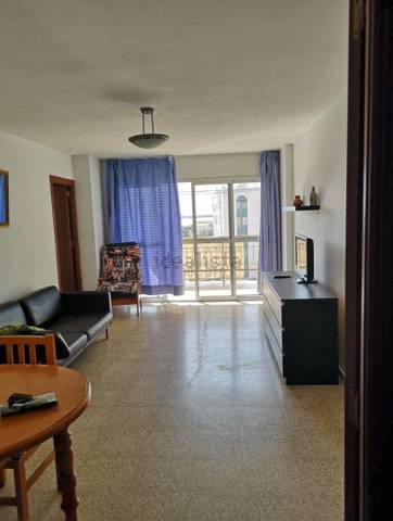 Piso en Alquiler en Calle Héroe de Sostoa en Parque Ayala - Jardín de la Abadía - Huelín