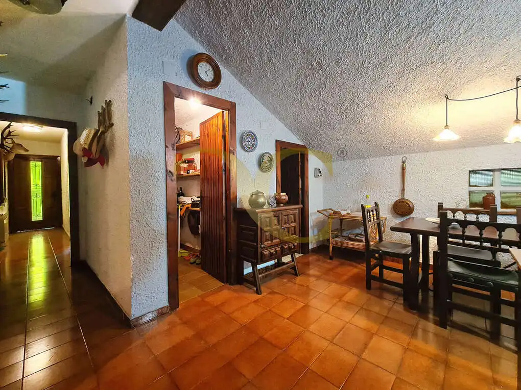 Casa o chalet en venta en Caso con Calefacción, Jardín privado y Terraza