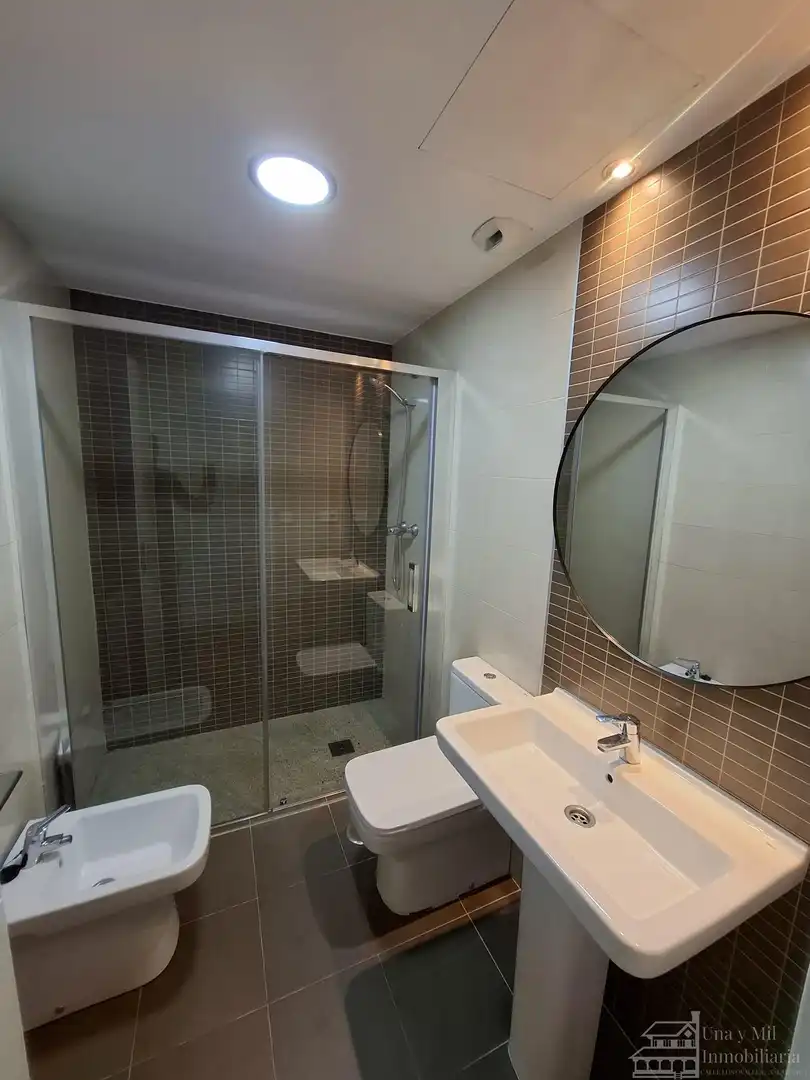 Bathroom of Flat for rent in Salamanca  with Heating
