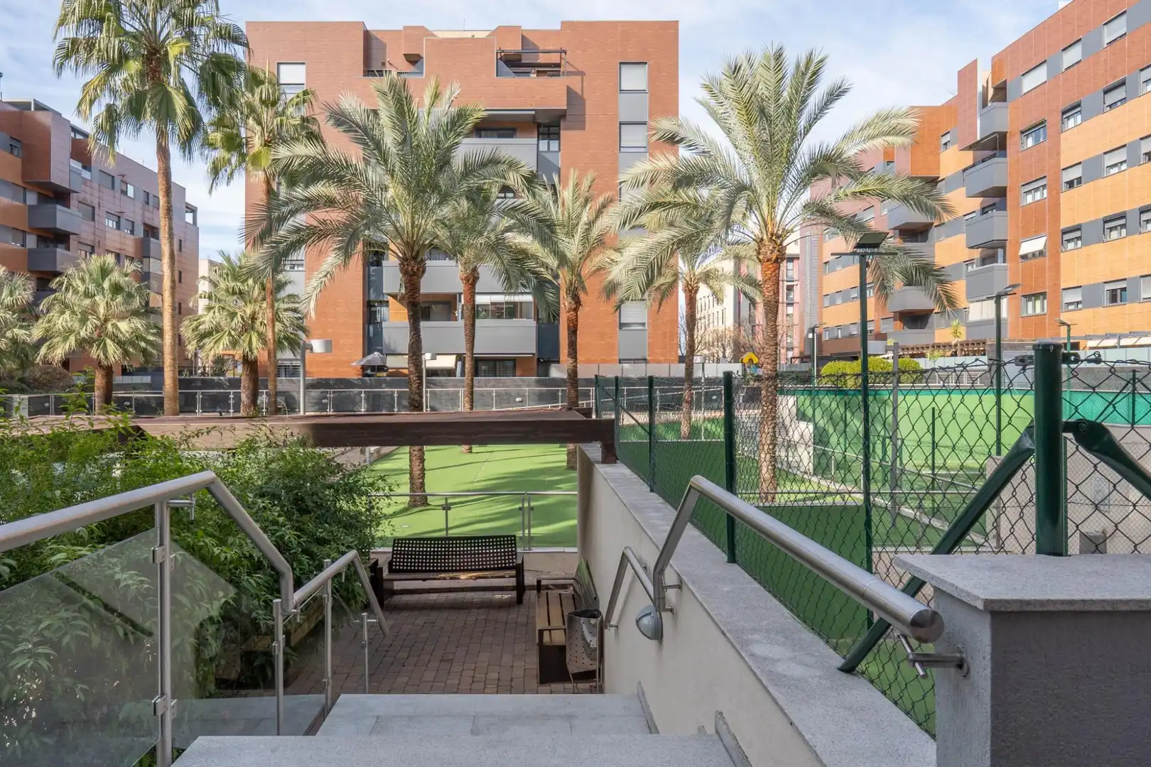 Terrasse von Wohnung zum Verkauf in Granada mit Heizung, Privatgarten und Balkon