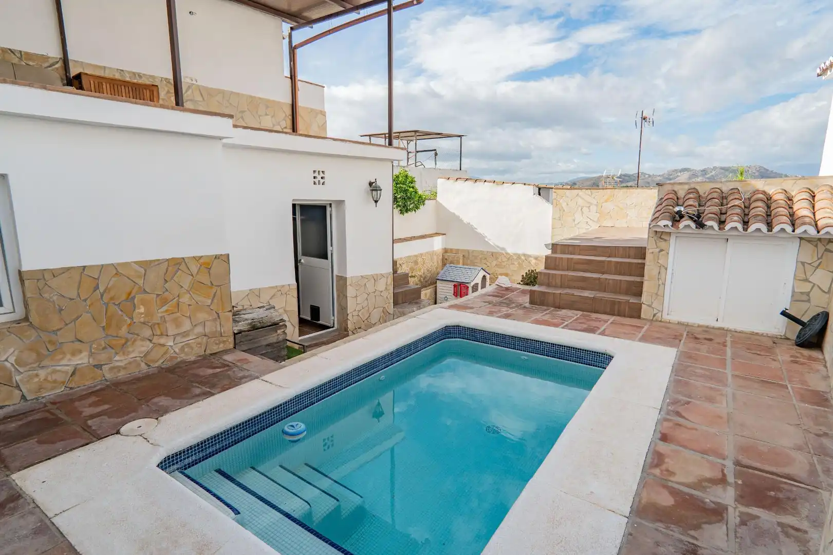Swimming pool of Houses for sale in Pizarra  with Terrace, Swimming Pool and Balcony