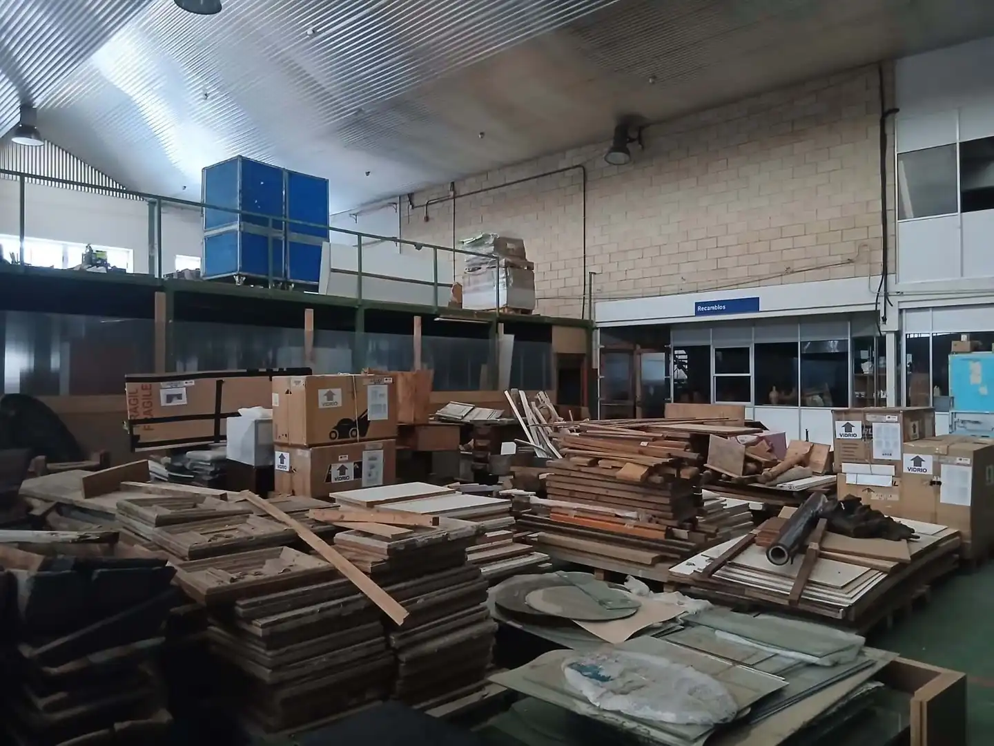 Nave industrial de alquiler en La Puebla de Arganzón 