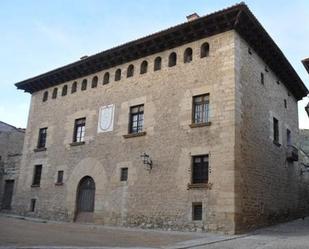 Vista exterior de Casa o xalet en venda en Mirambel amb Jardí privat, Terrassa i Traster