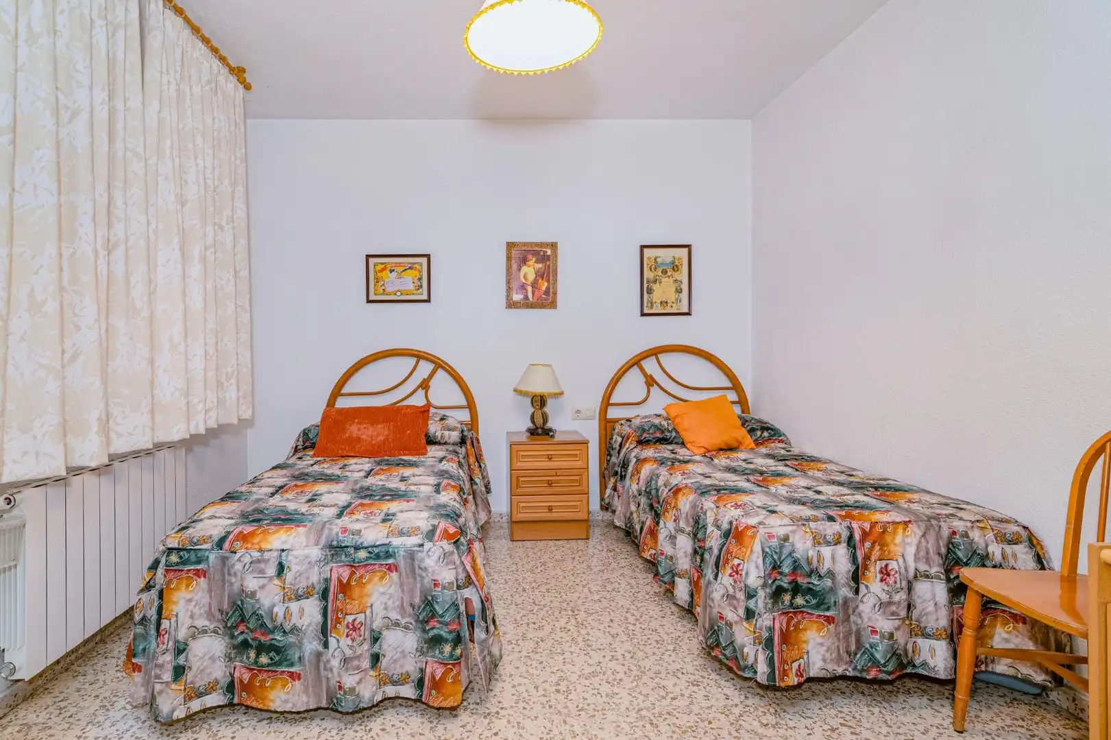 Habitación de Piso en venta en Granada con Aire acondicionado, Calefacción y Balcón