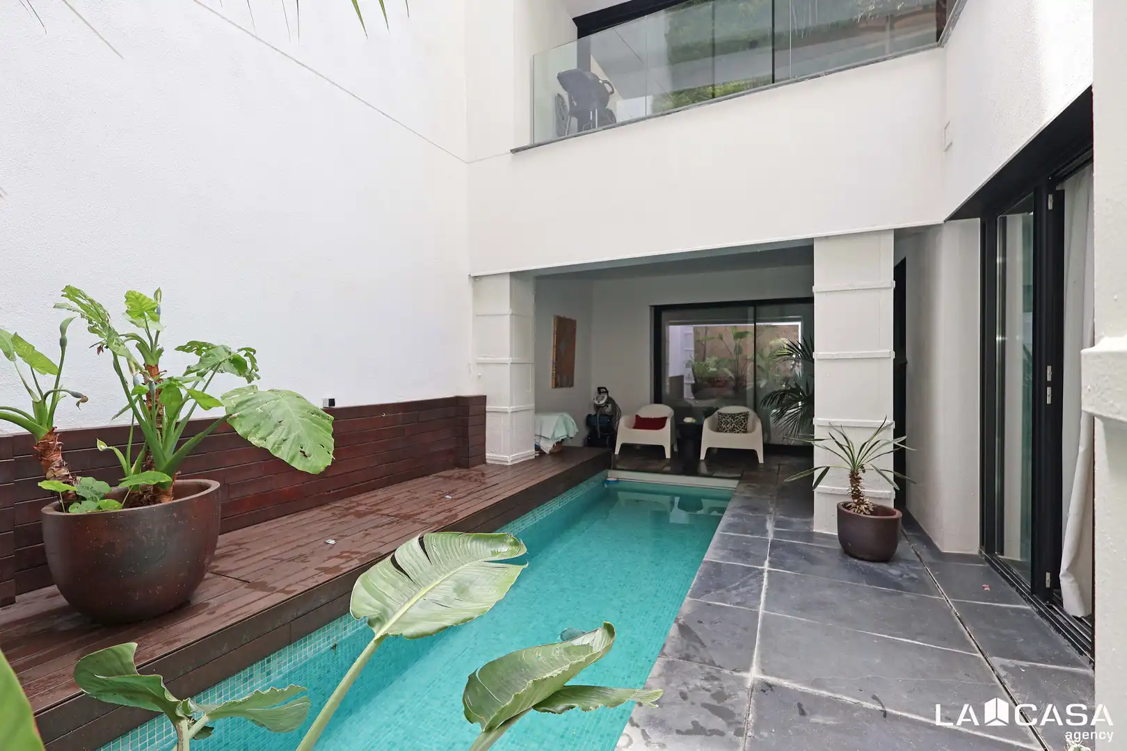 Piscina de Dúplex en venta en Barcelona con Terraza y Piscina