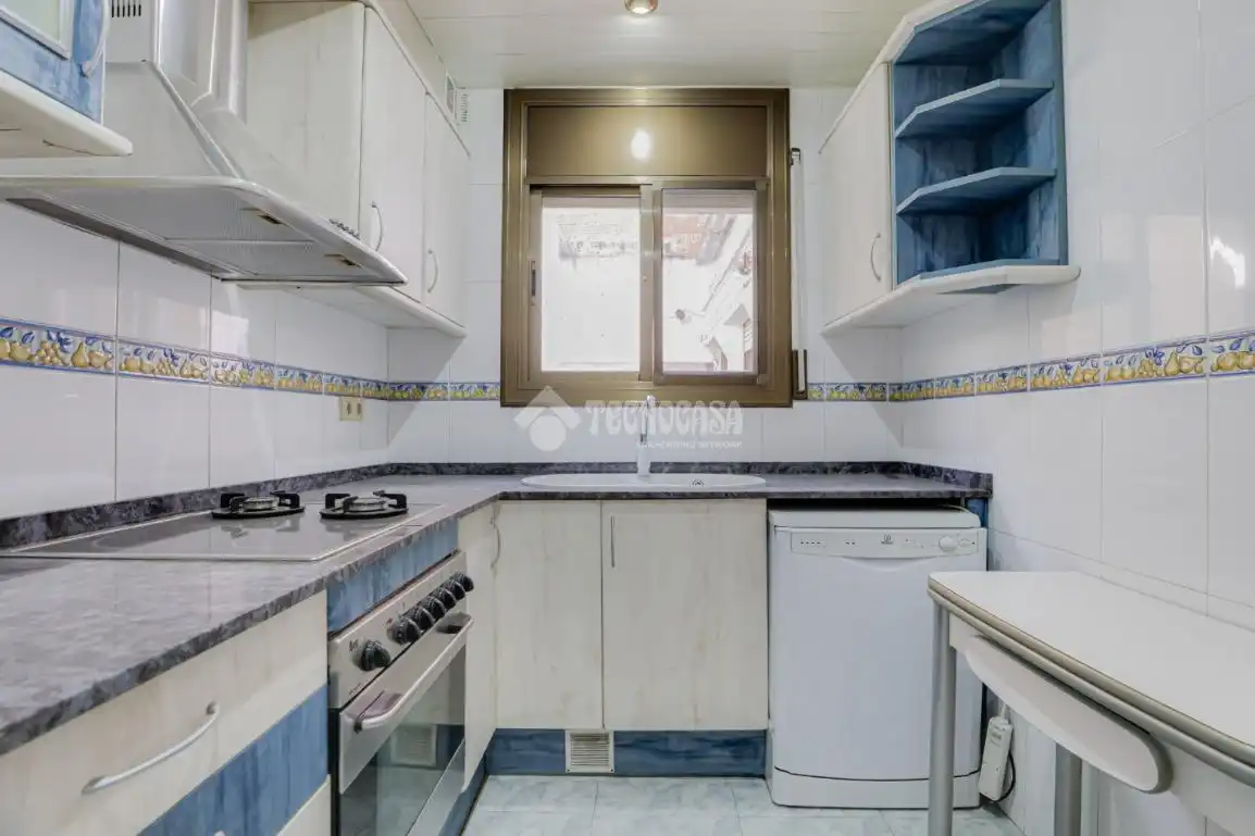Cocina de Casa adosada en venta en Montcada i Reixac con Calefacción y Balcón