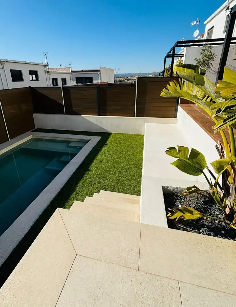 Terraza de Casa adosada en venta en Castellet i la Gornal con Aire acondicionado, Calefacción y Piscina
