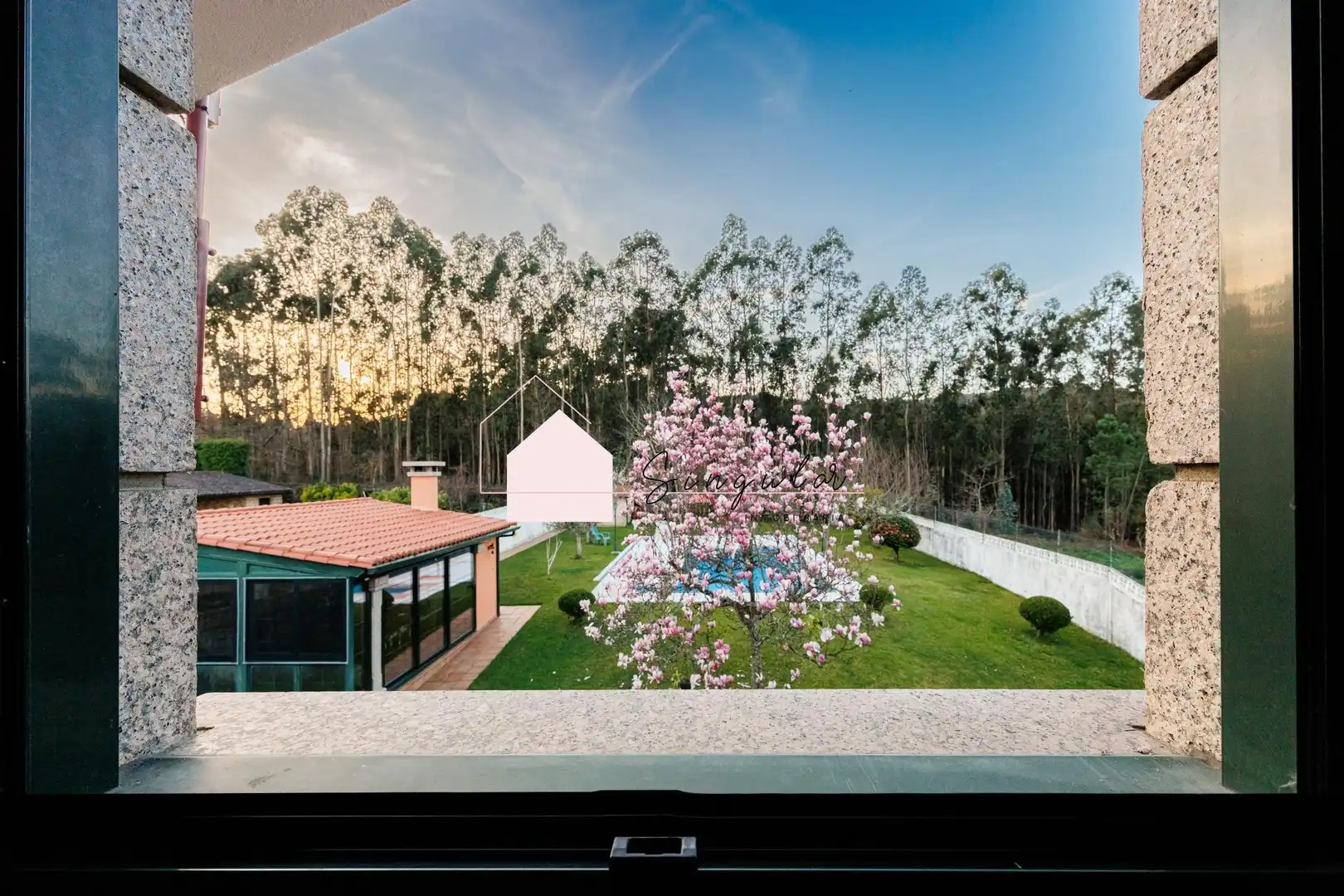 Terrasse von Haus oder Chalet zum Verkauf in Tui mit Heizung, Abstellraum und Schwimmbad