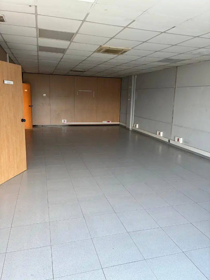 Nave industrial de alquiler en Parets del Vallès