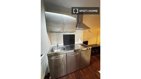 Foto 2 de Estudi per a compartir a El Viso, Madrid