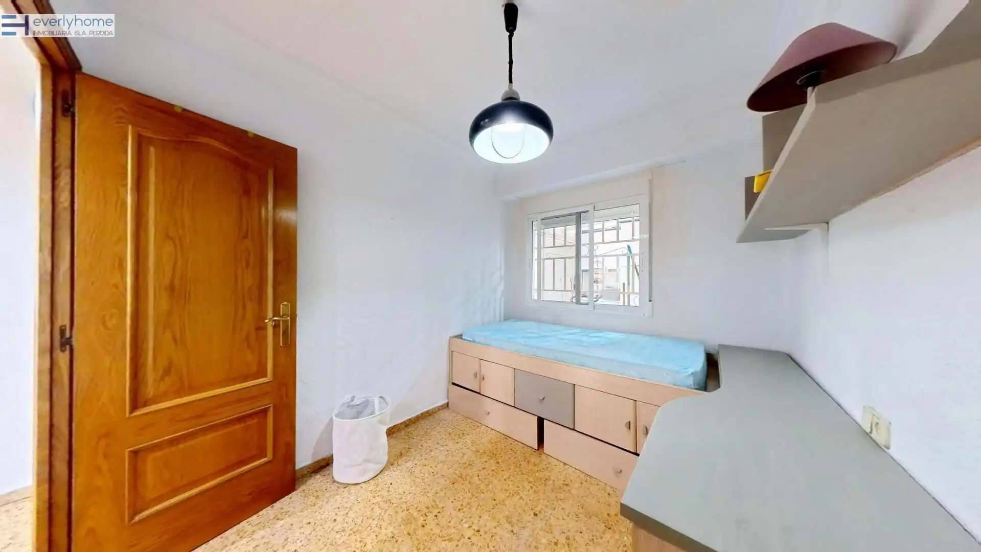 Schlafzimmer von Wohnung zur untervermieten in Valencia