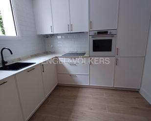 Kitchen of House or chalet to rent in  Madrid Capital  with Air Conditioner, Heating and Private garden
