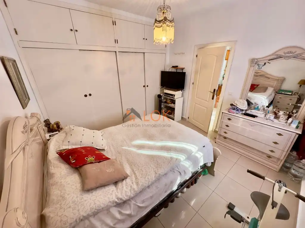 Habitación de Casa o chalet en venta en Benalmádena
