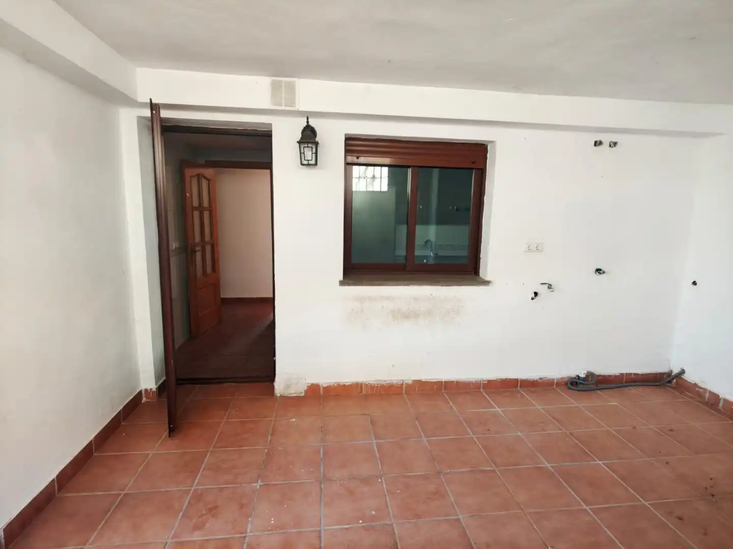 Wohnung zum Verkauf in La Zubia mit Abstellraum und Balkon