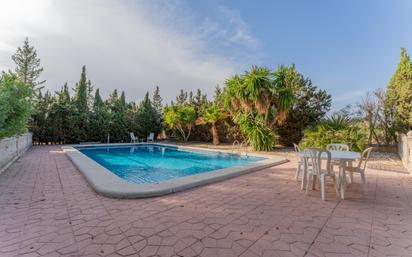Piscina de Casa o xalet en venda en Elche / Elx amb Terrassa, Traster i Piscina