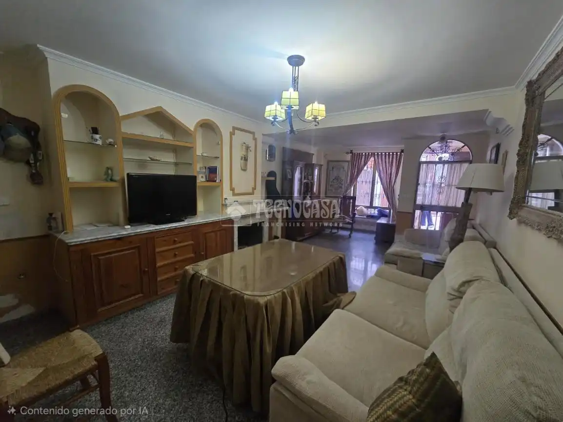 Casa adosada en venta