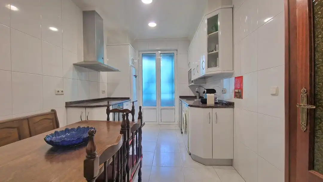 Cocina de Piso en venta en Donostia - San Sebastián  con Calefacción y Balcón